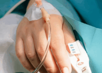 Embarazo obliga a mantener con vida a mujer con muerte cerebral