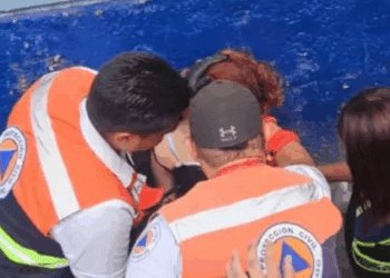 Clausuran fiesta clandestina en CDMX tras intoxicación de menores