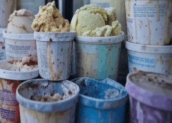Helados contaminados con plástico son retirados del mercado en EE. UU.