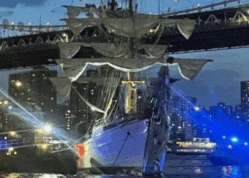 Regresan a Veracruz tripulantes del buque Cuauhtémoc