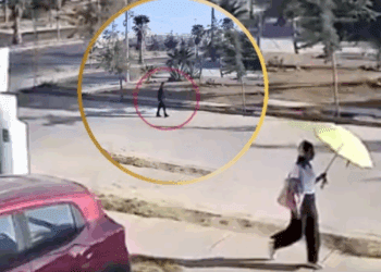 Mujer es asaltada y acosada sexualmente en SLP; el ataque fue captado en video