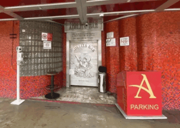 Investigan a jueces por favorecer a red de trata ligada al bar Adelitas en Tijuana