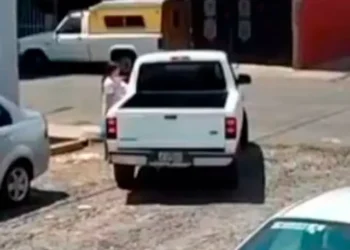Hombre acosa y atropella a niña en Tonalá