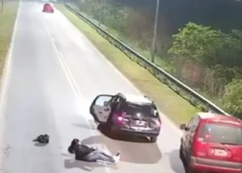 Mujer se lanza de Uber para evitar supuesto secuestro