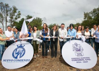 Impulsa Gobernadora la educación, el deporte, vialidades y el comercio en Coroneo