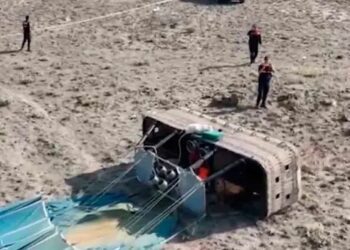 Caen globos aerostáticos en Turquía