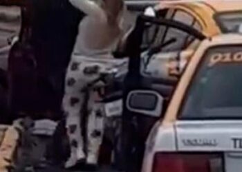 Pareja golpe a taxista en Tizayuca