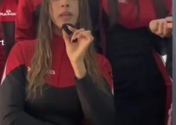 Tiktoker confiesa error laboral y acaba despedida