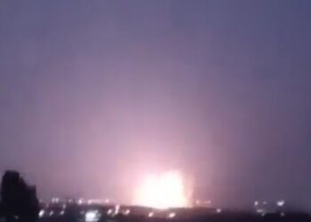 Estados Unidos ataca sitios nucleares iraníes