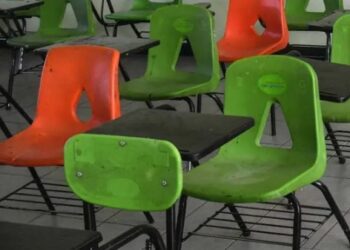 Maestra recibe condena de dos años tras bullying a alumno