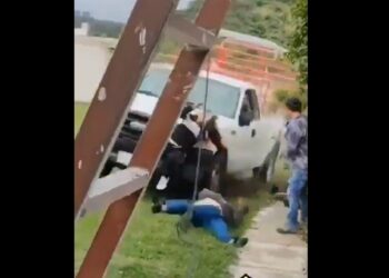 Disputa por terrenos en Puebla termina con tres personas heridas, entre ellas madre e hija