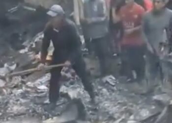 Mueren tres tras caída de avioneta en Chiapas