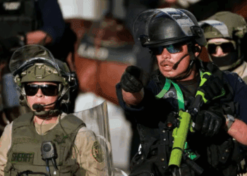 Militares de EU son entrenados para apoyar redadas migratorias