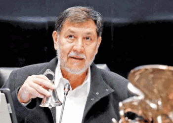 Fernández Noroña apuesta por el diálogo con EU ante propuesta de gravar remesas