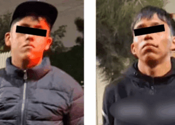 Motociclistas rociaron con extintor patrulla de la SSC y fueron detenidos en Iztapalapa