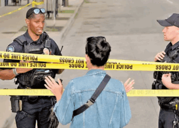 Manifestación en apoyo a rehenes israelíes termina en ataque incendiario