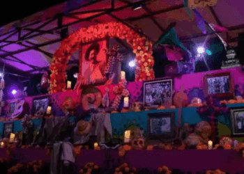 Convocan a diseñar Ofrenda Monumental del Zócalo 2025