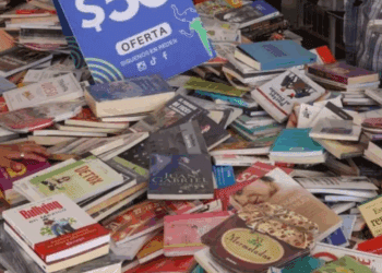 Pulque, ska y libros a bajo costo en pulquería de CDMX