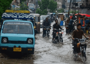 Al menos 32 muertos en Pakistán por inundaciones súbitas al inicio del monzón