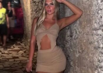 Tragedia en Montenegro: influencer serbia muere tras caída durante vuelo en parasailing