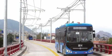 Después de 9 años, entra en operación el corredor de transporte sin emisiones en Eje 8 Sur