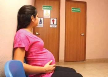 Sheinbaum asegura que embarazos en niñas deben investigarse como delitos