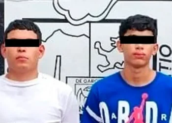 Desaparecido, detenido por ataque a lote de autos