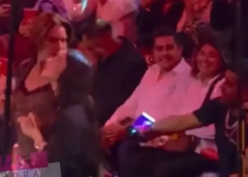 Fans tachan de grosera a Ángela Aguilar