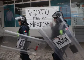 Operativo de seguridad y desarme voluntario en la Tercera Marcha contra la Gentrificación