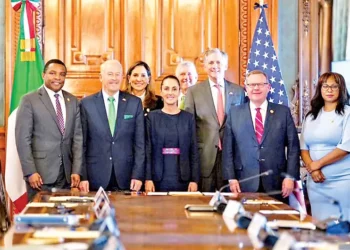 Johnson destaca diálogo constructivo con Claudia Sheinbaum