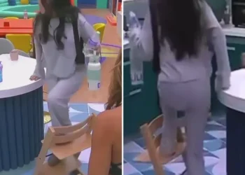 Dalilah rompe silla de Abelito en LCDLF