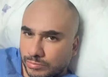 Alex Montiel tranquiliza a fans tras compartir imagen desde el hospital