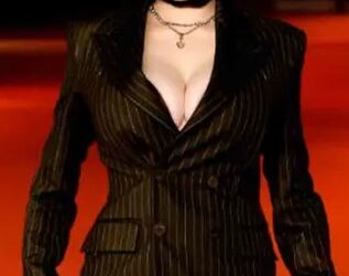 Billie Eilish elogia a Sheinbaum por apoyo a Texas