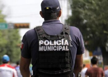 Investigan asesinato de familia en Jalisco