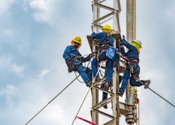 CFE y CENACE garantizan servicio eléctrico