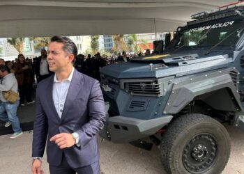 Felifer Macías blinda Querétaro: presenta vehículo táctico y redefine estrategia de seguridad