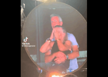 Concierto de Coldplay destapa un romance prohibido