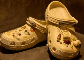 De quirófanos a pasarelas: así se hicieron icónicos los Crocs