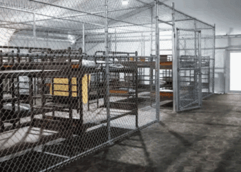 Consulado mexicano visita “Alcatraz de los Caimanes” en Florida para proteger a 14 detenidos