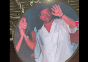 Messi y su esposa deslumbran en concierto de Coldplay