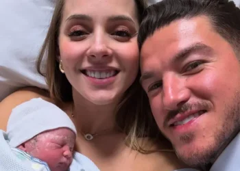 Nace bebé de Mariana Rodríguez y Samuel García