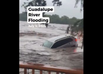 Inundaciones en Texas dejan muertos y varios desaparecidos, incluidos niños