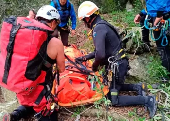 Tragedia en Hidalgo: guía de montaña muere al caer en remolino durante expedición