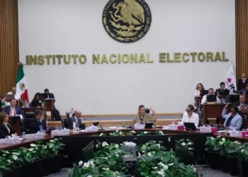 Partidos políticos solicitan al INE más plazas para sus representaciones