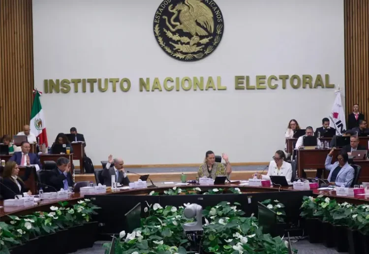 Partidos políticos solicitan al INE más plazas para sus representaciones