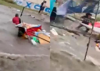 Tianguistas son arrastrados por la corriente en Aguascalientes