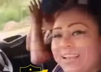 Mujer expone en vivo a su amante casado