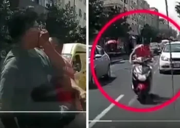 Motociclista golpea y deja inconsciente a taxista en CDMX