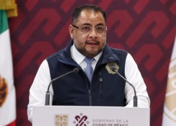 Omar Reyes es nombrado nuevo titular de la UIF
