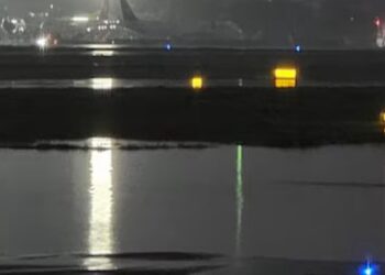 Aterrizajes y despegues suspendidos en el AICM